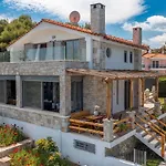 Crystal Villa