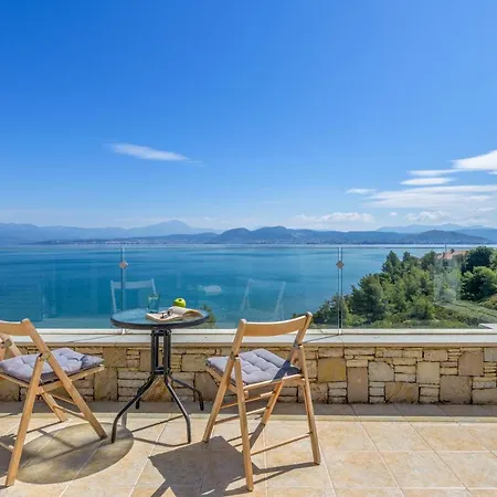Crystal Villa Chalkida
