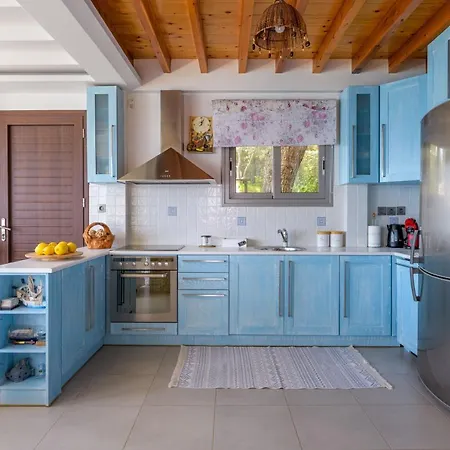 Villa Crystal Chalkida